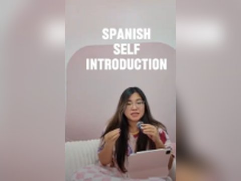 Thumbnail of the Spanish self-introduction video